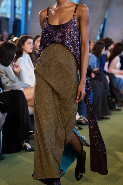 Look 81